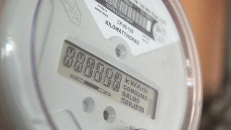 AMLO presentará la próxima semana iniciativa de reforma en materia eléctrica