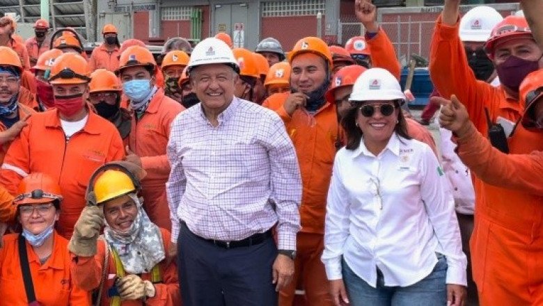 AMLO supervisa refinería en Cadereyta, Nuevo León