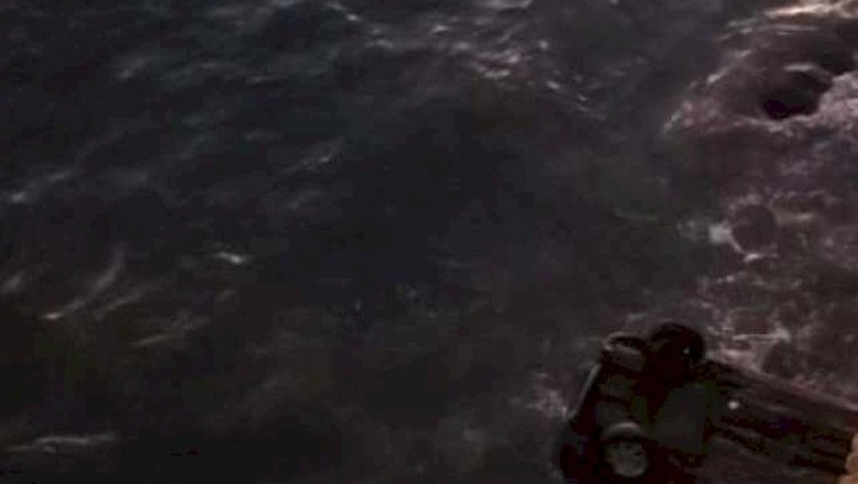 Cae vehículo al mar en El Sauzal