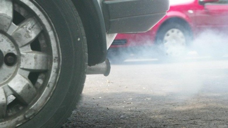 Contaminación: Sedema fija meta para reducir contaminantes de autos en un 30%