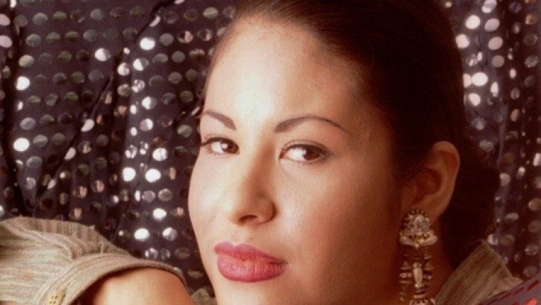 Niña británica conmueve en redes sociales con interpretación de Selena Quintanilla