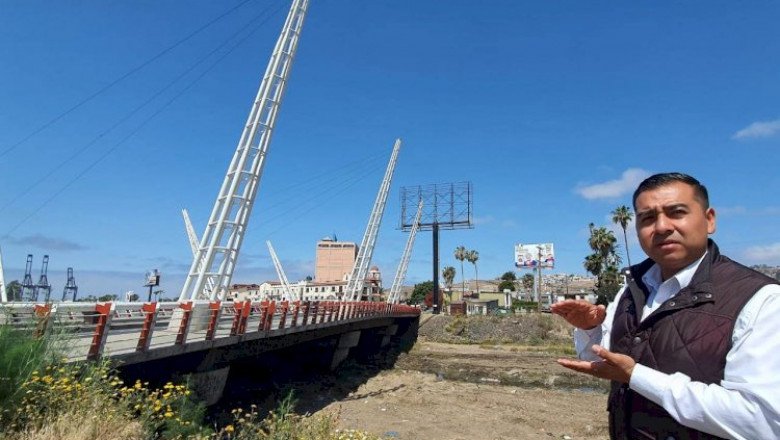 Ofrece CMIC su experiencia para revisar puentes de la ciudad