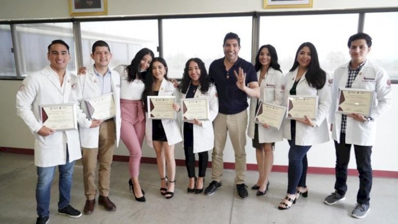 Reconocen aportación de jóvenes médicos en tiempo de pandemia por el COVID-19