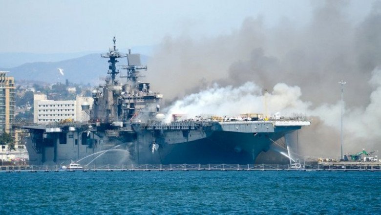 Se cumplen tres días y sigue incendio en buque en San Diego