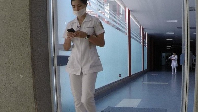 En un mes se quintuplican contagios por COVID-19 en personal médico de Jalisco