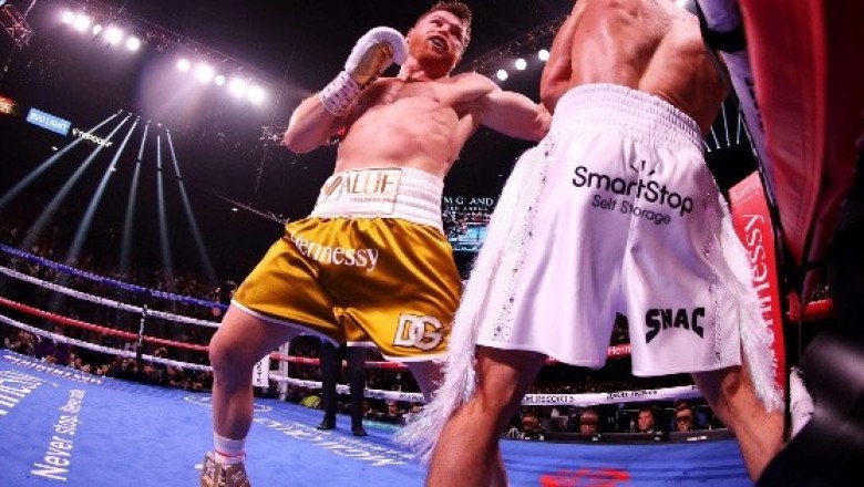 Estoy orgulloso de hacer historia y se lo dedico a México: "Canelo" Álvarez