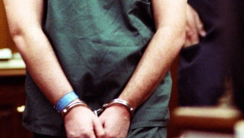 Joven mata a dos mujeres por pacto con demonios para ganar la lotería