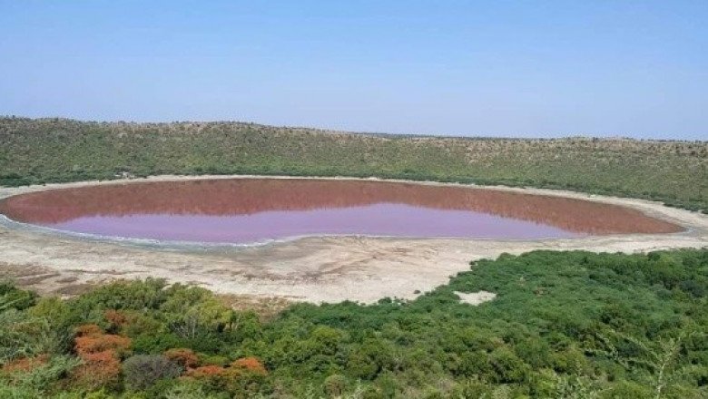 Lago creado por meteorito en India se vuelve rosa repentinamente