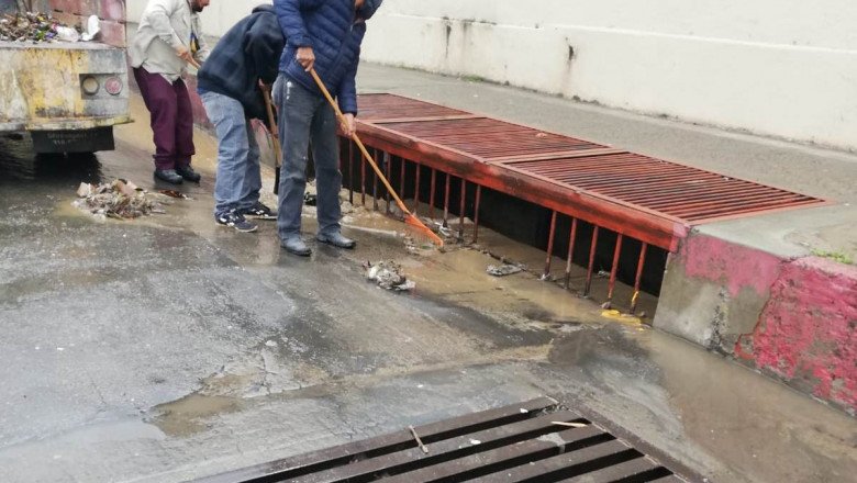 Realizan limpieza de bocas de tormenta y rejillas pluviales