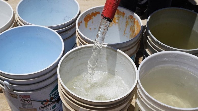 Reparte Gobierno 16 mil litros de agua potable a familias de la Rosas Magallón