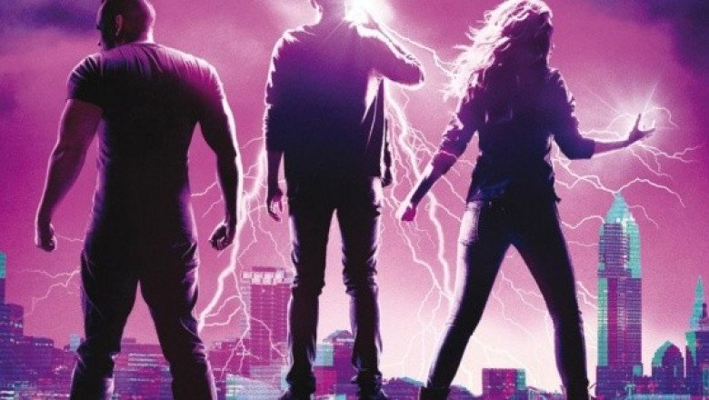 “Alliances. Un juego de luz” de Stan Lee y Kat Rosenfield
