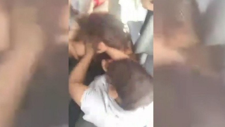 Graban pelea entre mujeres en camión de la CDMX (VIDEO)