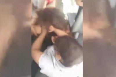Graban pelea entre mujeres en camión de la CDMX (VIDEO)