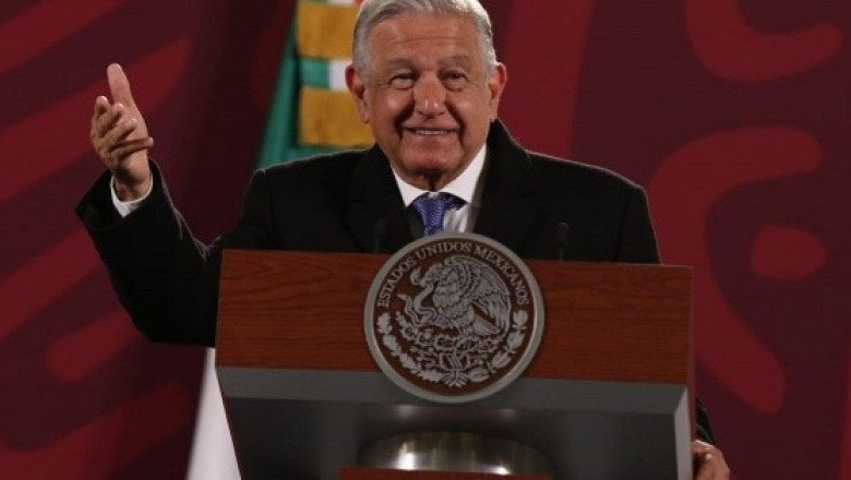 López Obrador anuncia construcción de puente en Cancún