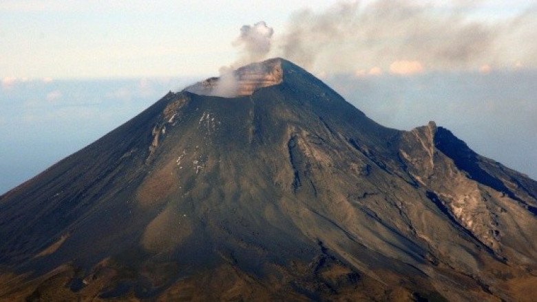 Muere una alpinista tras caer por barranca del volcán Popocatépetl