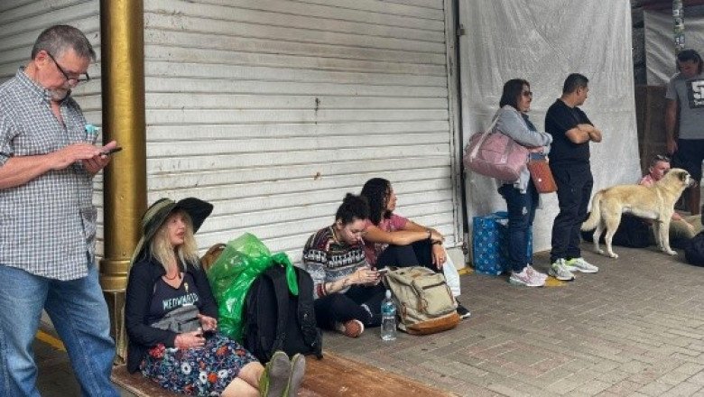 Evacúan a turistas varados en Machu Picchu por protestas contra el gobierno peruano