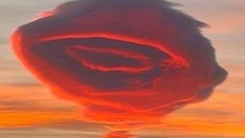 Impacta nube con forma de OVNI en el cielo de Turquía (VIDEO)