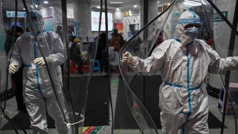 La FDA propone vacunarse contra el COVID cada año, como con la gripe