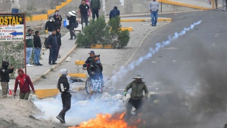 Miles de manifestantes antigubernamentales marchan nuevamente en Lima, Perú