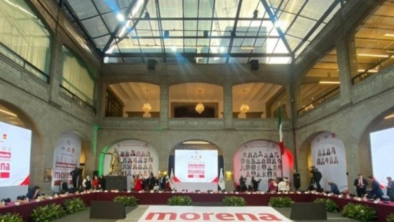 Firman pacto de unidad 51 senadores de Morena entorno a candidatura
