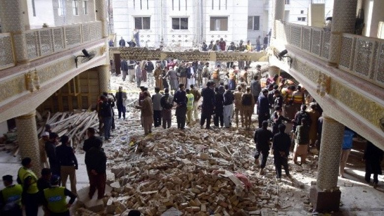 Policía de Pakistán detiene a 23 sospechosos tras ataque contra mezquita