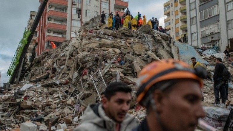 Declaran 7 días de luto en Turquía por las víctimas del terremoto