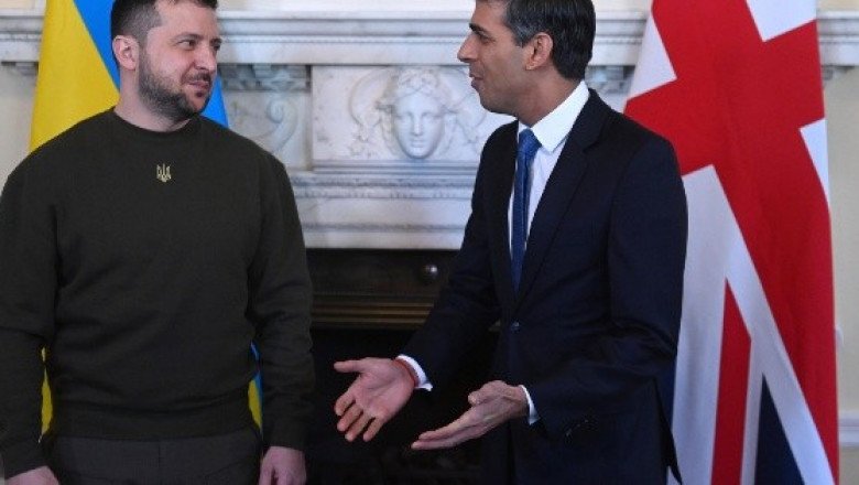Zelenski pide aviones de combate al Reino Unido tras agradecerle su "mano amiga"
