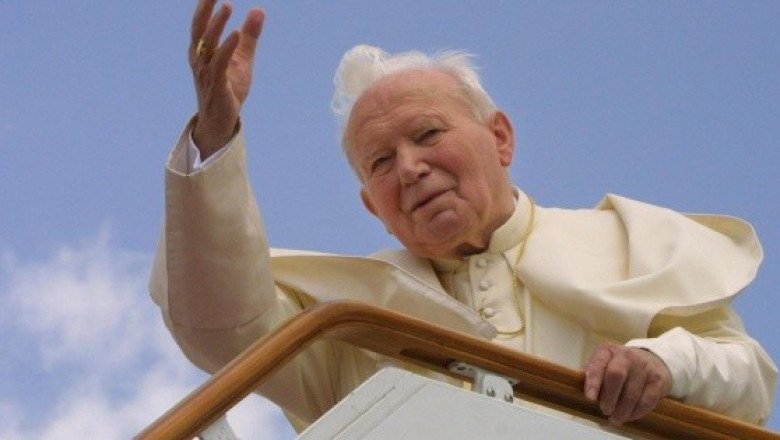 Documental polaco revela que Juan Pablo II protegió a curas pedófilos