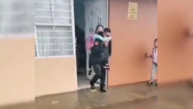Desalojan a niños de primaria en Pachuca por inundación