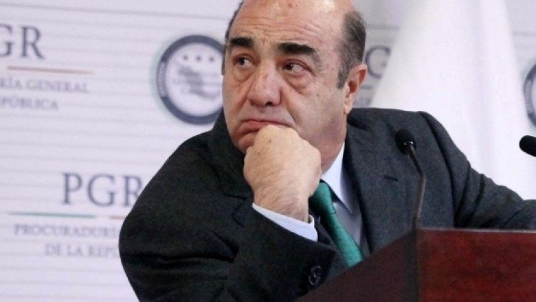 Reportan mal de salud a Murillo Karam; piden trasladarlo al hospital