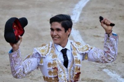 Emociona Jairo López en la Nuevo Progreso