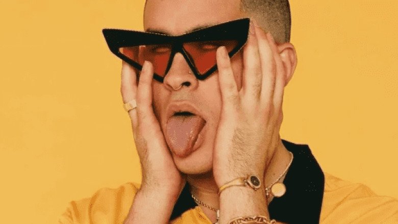 Exnovia de Bad Bunny lo demanda por 40 millones de dólares