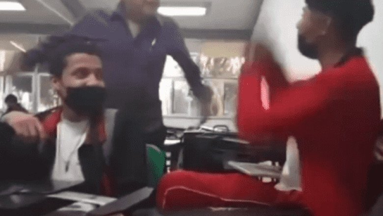 "Habla tantito y te rompo tu..." Maestro amenaza a alumno en Hidalgo (VIDEO)