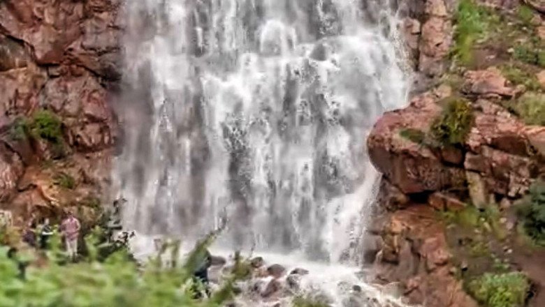 Exhorta Gobierno de Ensenada a la población a no visitar la cascada en el Bosque de los Attenautas