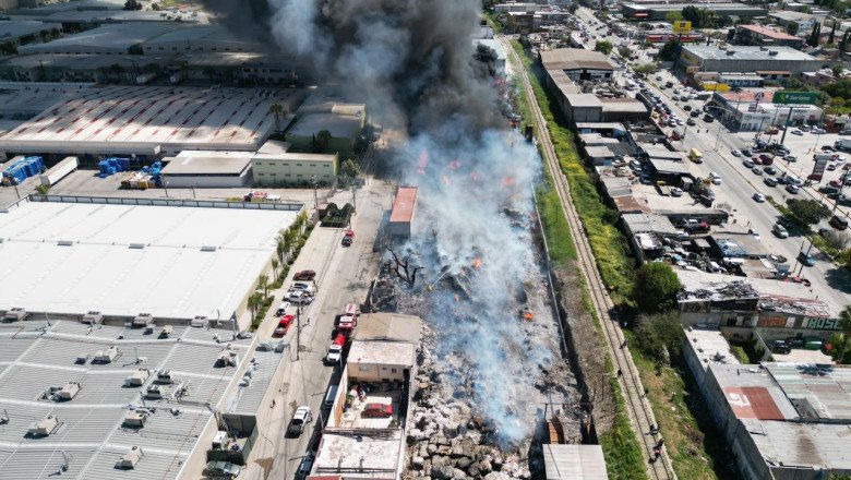 337 ciudadanos evacuados por incendio en Tijuana