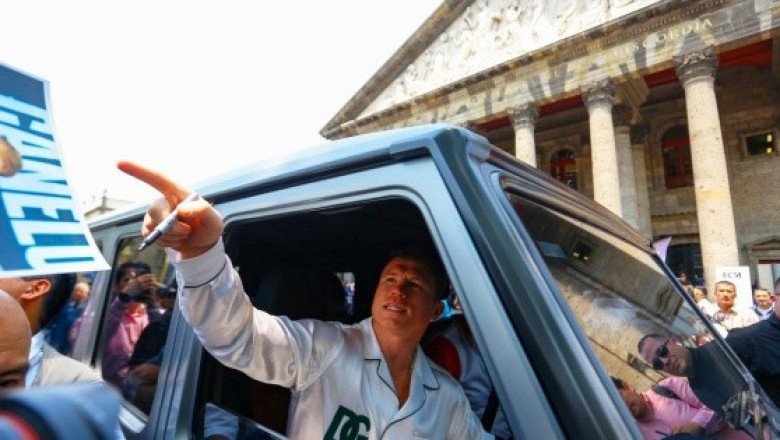 ¿Quién es la invitada especial a la pelea del "Canelo" que él mismo confirmó?