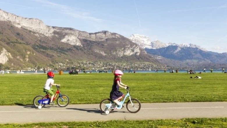 Apuñalan a cuatro niños pequeños en un parque en el sur de Francia