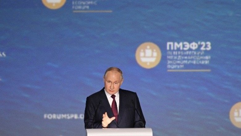 Putin asegura que Rusia depende menos de sus ingresos por petróleo y gas
