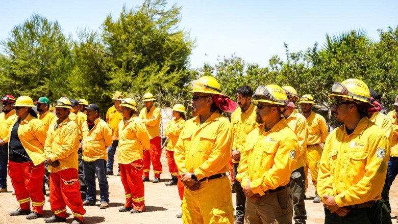 Reconocen a combatientes de incendios forestales