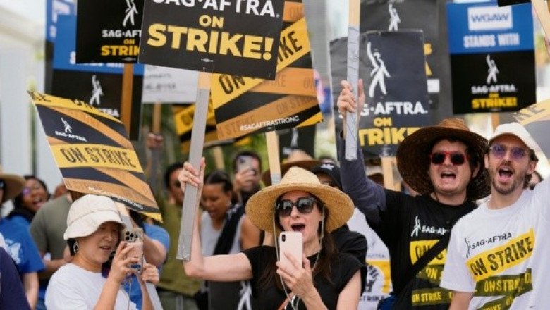 Guionistas de Hollywood aprueban contrato que puso fin a su huelga