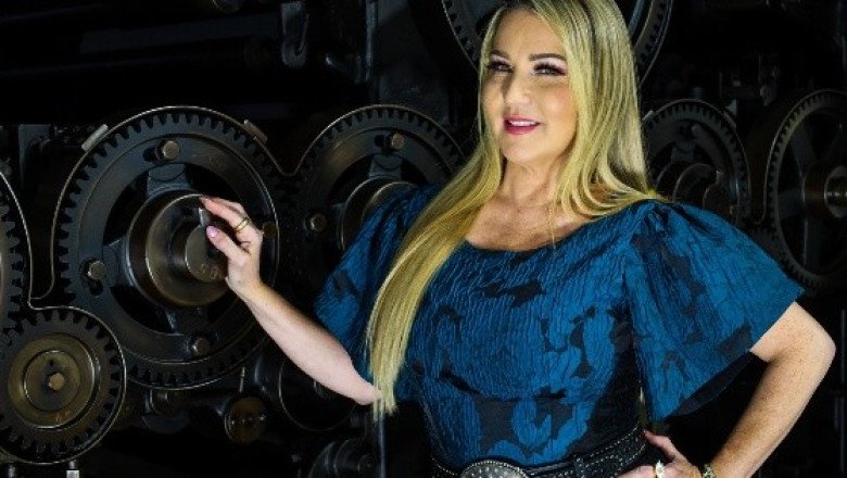 Alicia Villarreal, una cantautora con garra y entrega