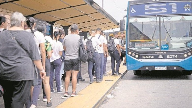 Devaluación argentina beneficia turismo y pega a empresas mexicanas