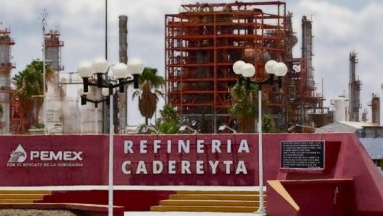 Chocan con AMLO por cierre de las refinerías