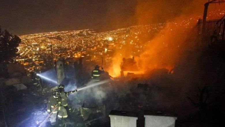 Dos fallecidos y al menos 20 casas afectadas por incendios en Valparaíso
