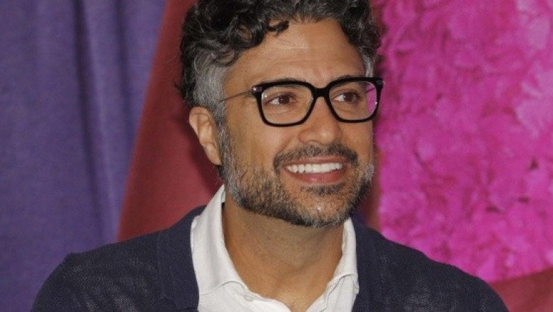 Jaime Camil hace berrinche en vivo durante conducción de "La Academia"