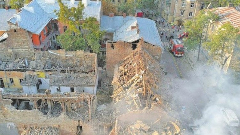 Ataque con drones mata a siete y afecta a 50 edificios históricos