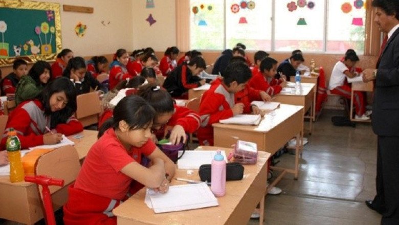 ¿Hay clases el 20 de noviembre o es puente?