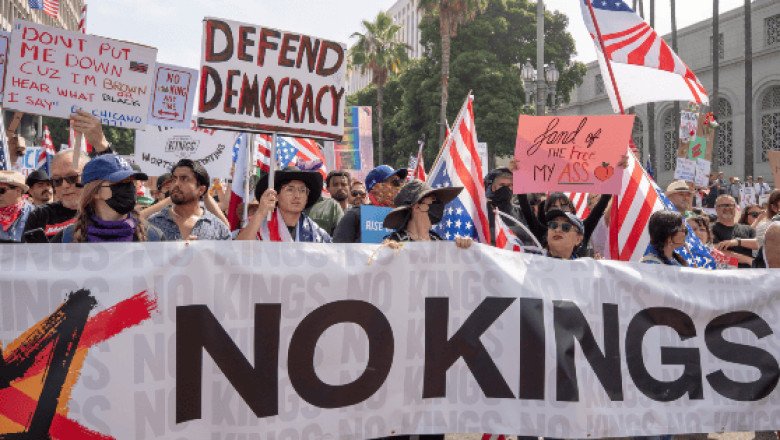 TODO sobre cómo fue la marcha en el "No King's Day" en Los Ángeles