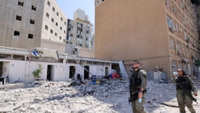 Israel amenaza a líder supremo de Irán tras bombardeo contra hospital