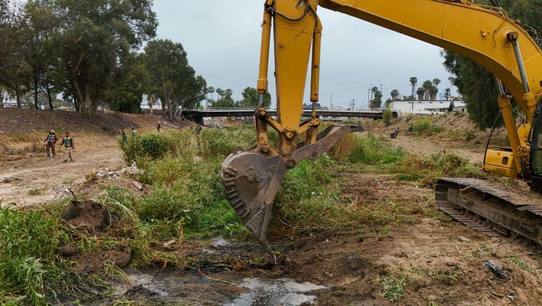 Avanza limpieza de arroyo Ensenada